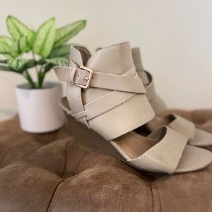 Women's wedge shoes from Crown Vintage